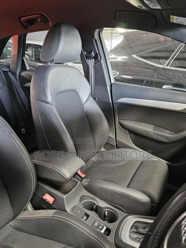 Audi Q3 2018 Blue