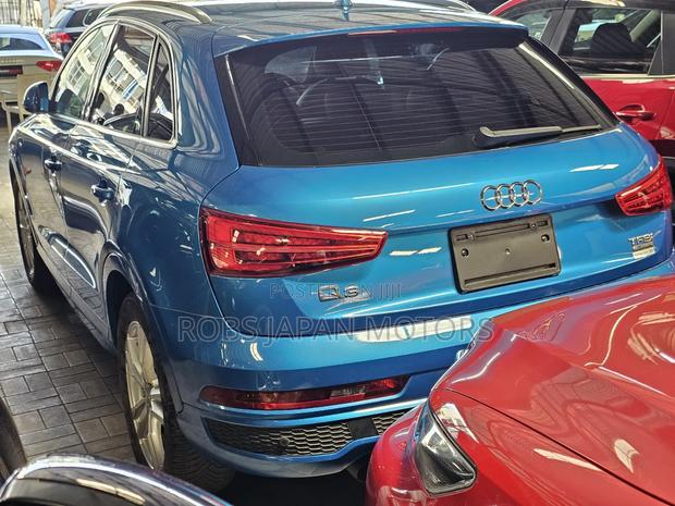 Audi Q3 2018 Blue