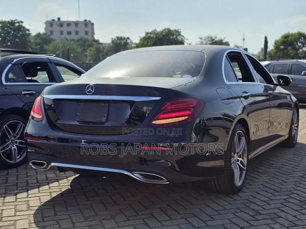 Mercedes-Benz E200 2019 Black