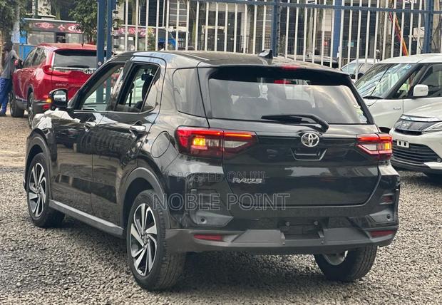 Toyota Raize 2020 Black