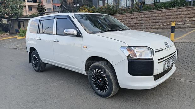 Toyota Succeed 2018 White
