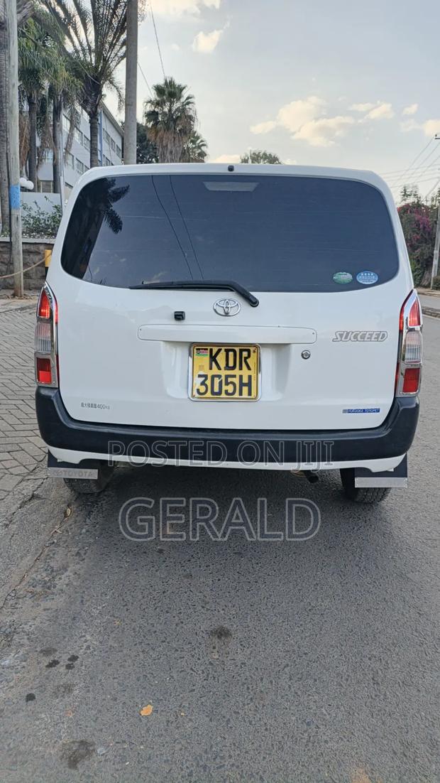 Toyota Succeed 2018 White
