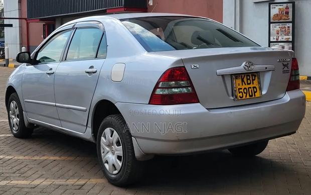 Toyota Corolla 2005 Silver