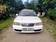 Nissan Sunny 2005 White for sale