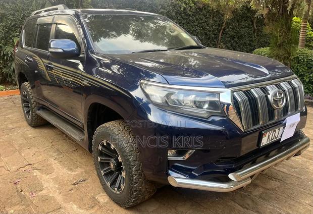 Toyota Land Cruiser Prado 2015 Black