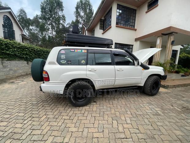 Toyota Land Cruiser 1999