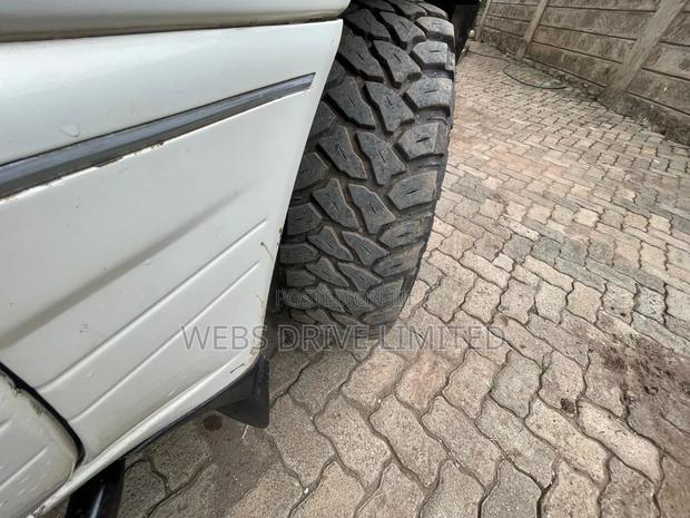 Toyota Land Cruiser 1999