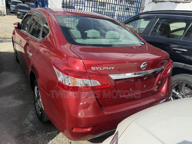 Nissan Bluebird 2019 Red