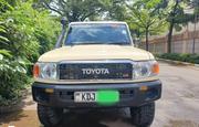 Toyota Land Cruiser 2001 Beige for sale
