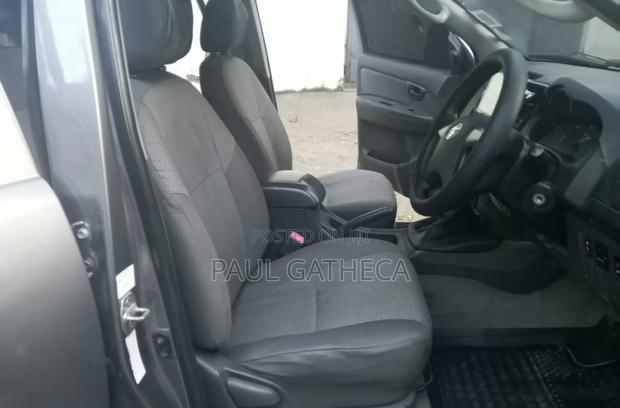 Toyota Hilux 2020 Gray