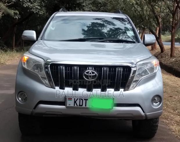 Toyota Land Cruiser Prado 2013 White