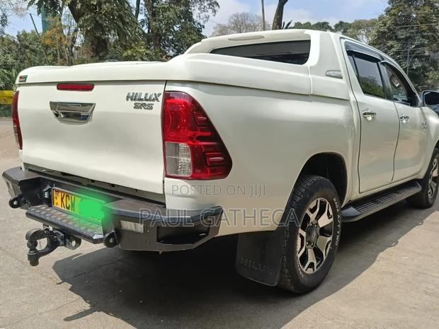 Toyota Hilux 2017 White