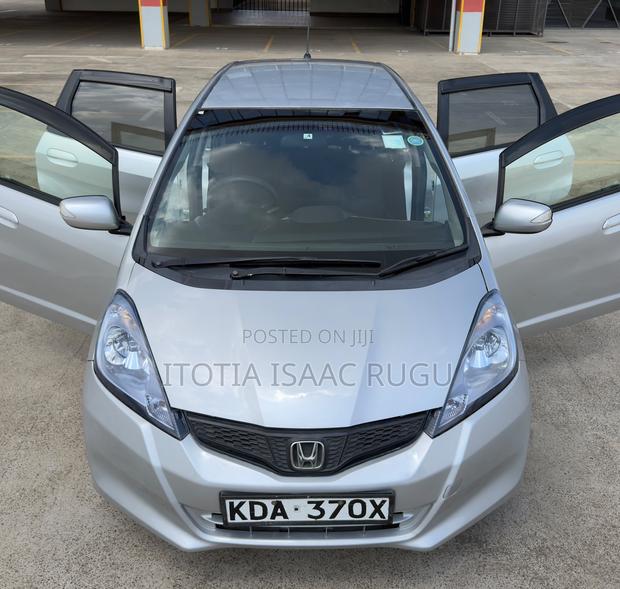 Honda Fit 2013 Silver