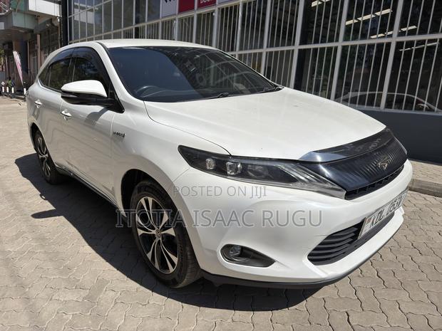 Toyota Harrier 2016 White