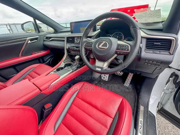 Lexus RX 2020