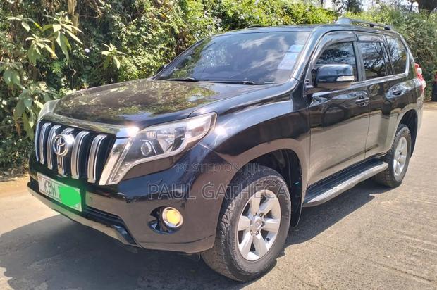 Toyota Land Cruiser Prado 2016 Gray
