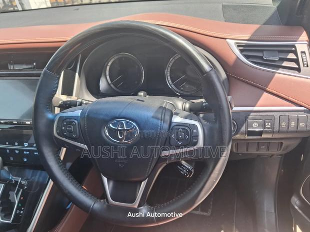 Toyota Harrier 2019 Black