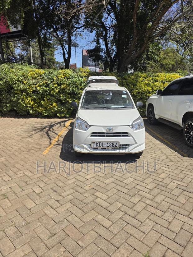 Daihatsu Mira 2019 White