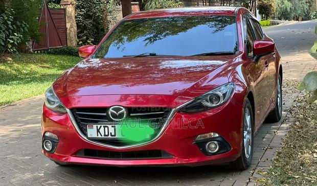 Mazda Axela 2015 Red