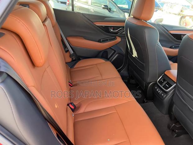 Subaru Outback 2021 Burgundy