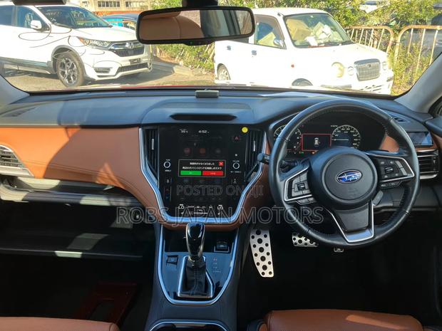 Subaru Outback 2021 Burgundy