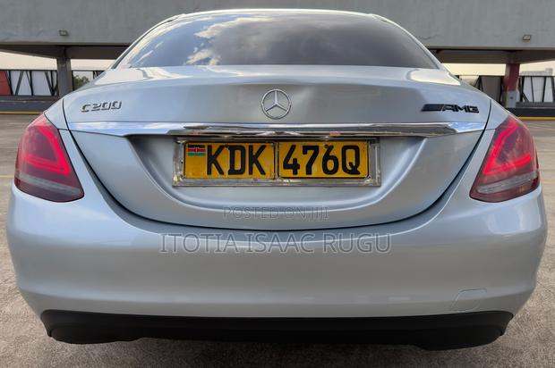 Mercedes-Benz C200 2015 Blue