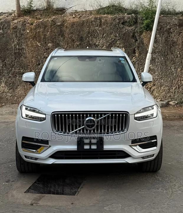 Volvo XC90 2019 Pearl
