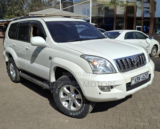 Toyota Land Cruiser Prado 2003 White