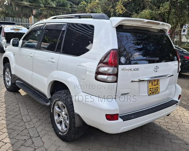 Toyota Land Cruiser Prado 2008 White