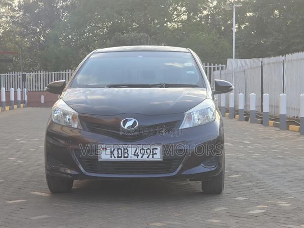 Toyota Vitz 2013