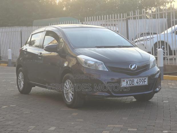 Toyota Vitz 2013