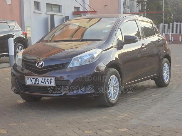 Toyota Vitz 2013