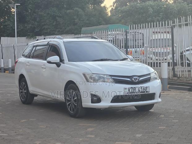 Toyota Corolla Fielder 2013 White