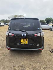 Toyota Sienta 2016 Black for sale