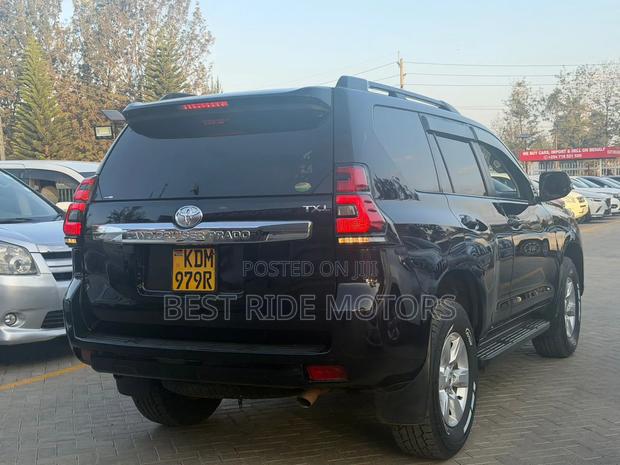 Toyota Land Cruiser Prado 2.8 2017