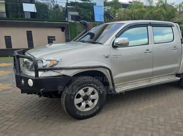 Toyota Hilux 2.5 Cab 2005 Silver