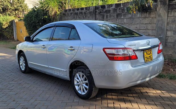 Toyota Premio 1.5 FWD 2012 Silver