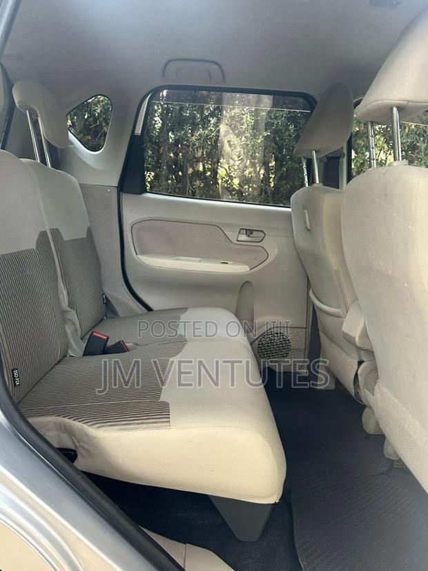 Daihatsu Move 2019 Silver