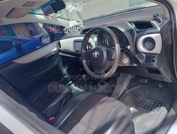 Toyota Vitz 2012 Gray