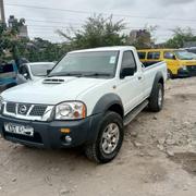Nissan Hardbody 2017 White for sale