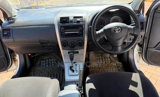 Toyota Corolla Fielder 2010 White