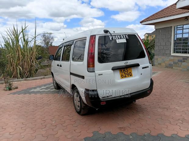 Toyota TownAce 2005 White