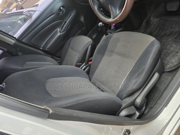 Nissan Latio 1.2 2015 Silver