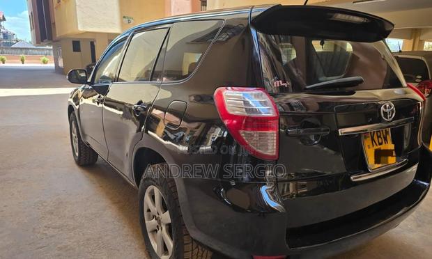 Toyota Vanguard 2007 Black