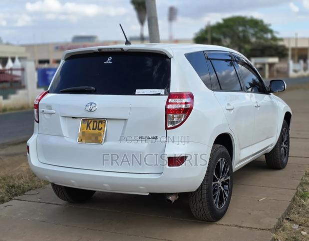 Toyota RAV4 2014 White