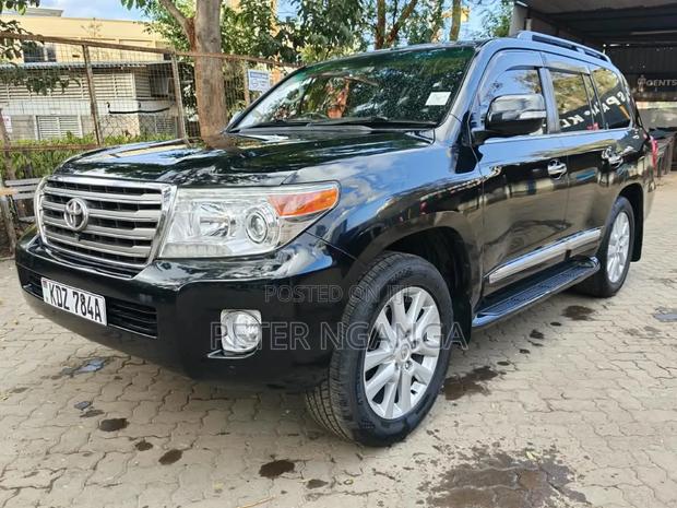 Toyota Land Cruiser 4.6 V8 ZX 2012 Matt Black