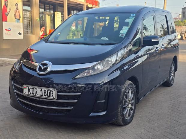 Mazda Biante 2017 Blue