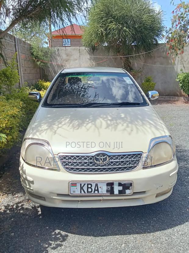 Toyota Corolla 2002 White