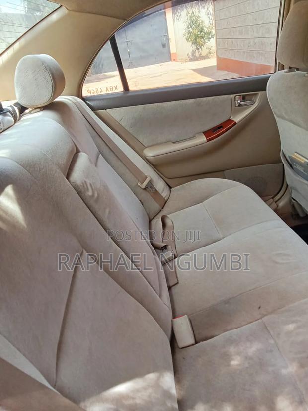 Toyota Corolla 2002 White