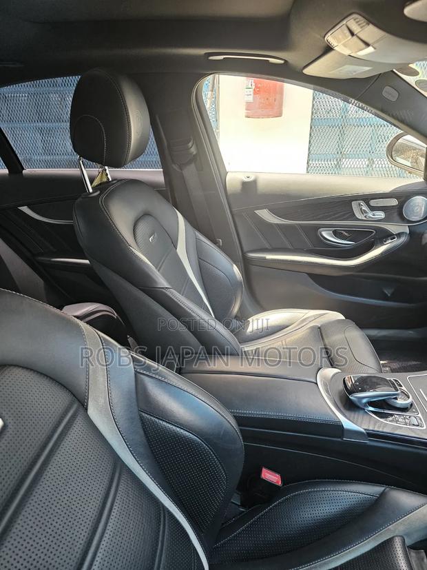 Mercedes-Benz C63 2018 Off white